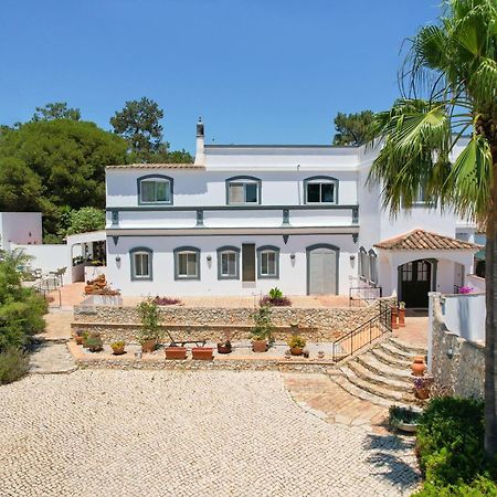 The Lemon Tree Villa 蒙卡拉帕乔 外观 照片